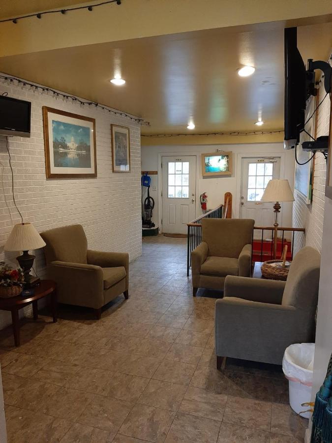 Clarysville Motel Frostburg Экстерьер фото